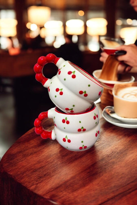 Juego de 2 Tazas de Cerámica Artesanal con Diseño de Cerezas 325ml - Image 2