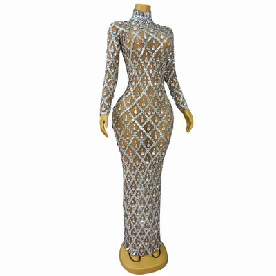 Vestido Largo de Malla Transparente con Cristales Brillantes - Image 9