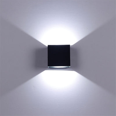 Lámpara LED Exterior Impermeable para Jardín, Patio y Entrada - Image 8