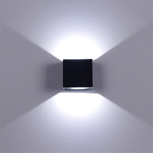 Lámpara LED Exterior Impermeable para Jardín, Patio y Entrada - Image 8
