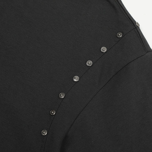 Playera para Hombre con Remaches Metálicos Decorativos - Image 5