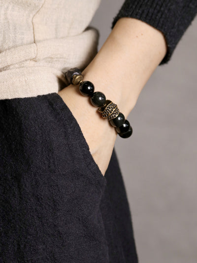 Mano Decorativa de Ébano y Obsidiana - Image 8