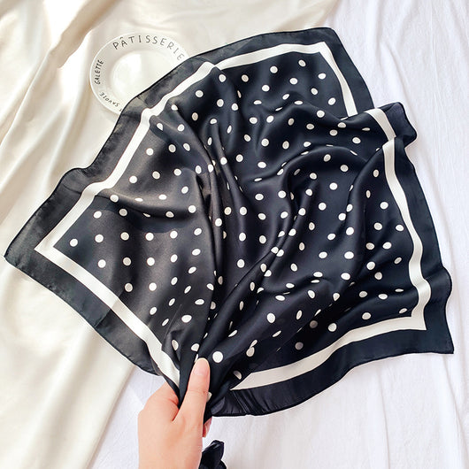 Pañuelo de Satén Estampado - Colección Profesional - Image 4