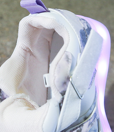 Zapatillas Deportivas Infantiles Ligeras con Suela Flexible y Luces LED - Image 16