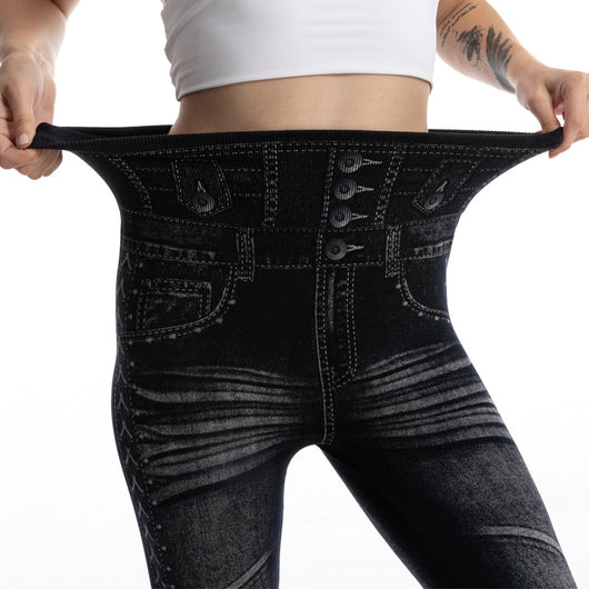 Pantalones Capri Slim Fit Transpirables en Negro - Image 16