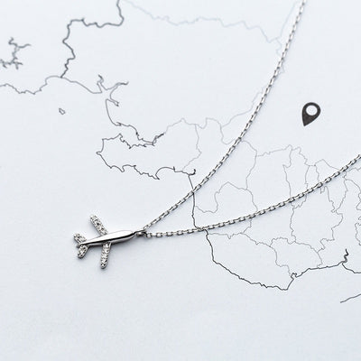 Collar de Plata S925 con Diamantes y Dije de Avión - Image 3