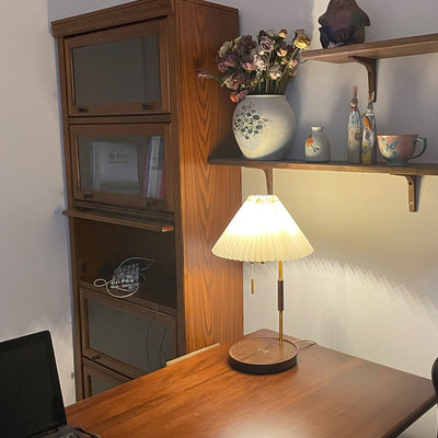 Lámpara de Carga Inalámbrica Nórdica de Lujo Vintage con Madera Maciza - Image 4