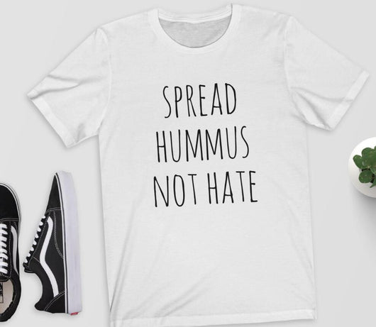 Camiseta con Letras Geométricas para Hombre y Mujer - Image 2
