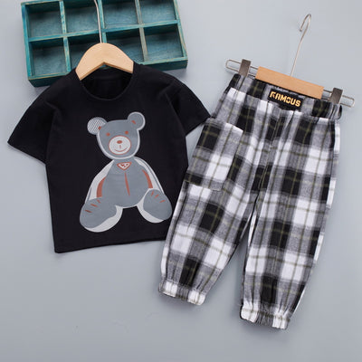 Conjunto Infantil Osito Cartoon: Playera Manga Corta y Pantalón Cuadros - Image 15