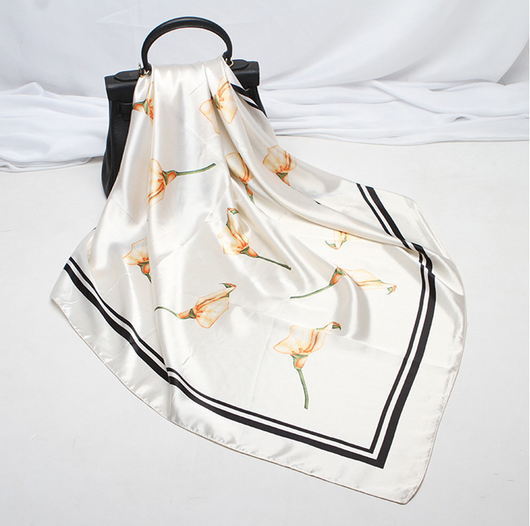Pañuelo de Seda Estampado Cuadrado - Image 14