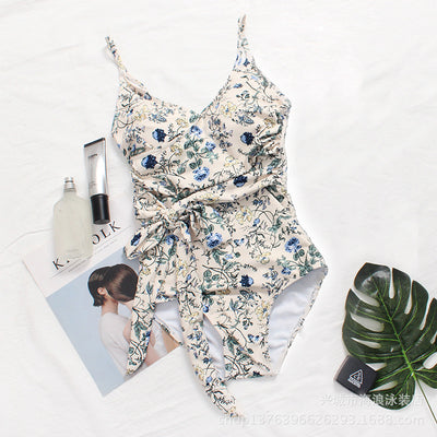 Traje de Baño Enterizo con Estampado de Hojas - Diseño Coreano Reductor - Image 5