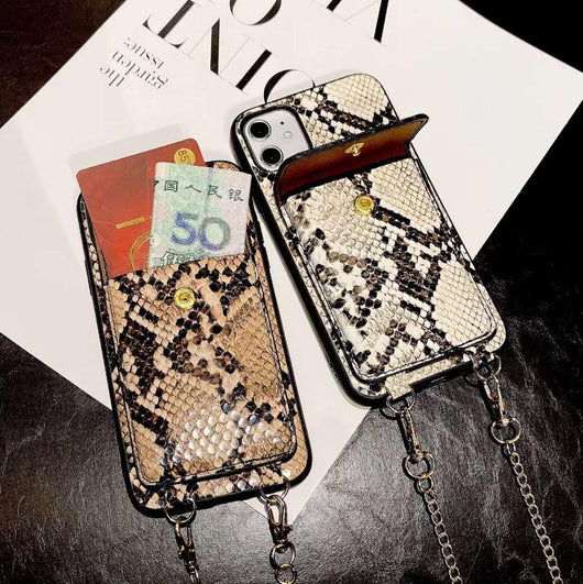 Funda Protectora para Teléfono con Patrón Piel de Serpiente y Compartimentos para Tarjetas - Image 6