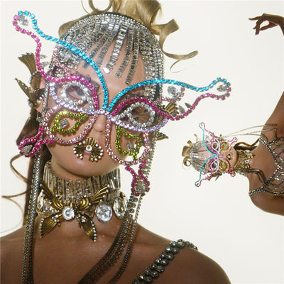 Máscara de Mariposa con Cristales Brillantes para Fiestas y Eventos - Image 9