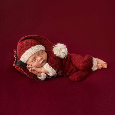 Conjunto Navideño para Recién Nacido: Gorro Mohair y Mameluco Elegante - Image 3