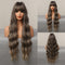 Cabello Rizado Castaño con Transición Dorada