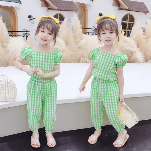 Conjunto Infantil de Dos Piezas con Blusa de Mangas Abullonadas y Estampado Floral - Image 5