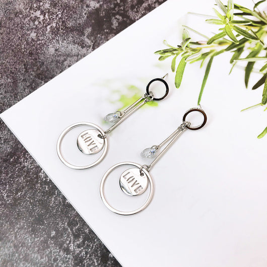 Aretes Coreanos Asimétricos con Flor de Perla y Moño - Image 38