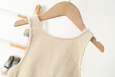 Enterizo de Pana con Tirantes y Bordado Love para Niños y Niñas - Image 17
