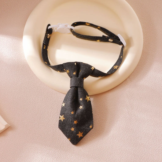 Collar Diseñador para Perros Pequeños y Medianos con Corbata Estrella Dorada Ajustable - Image 8