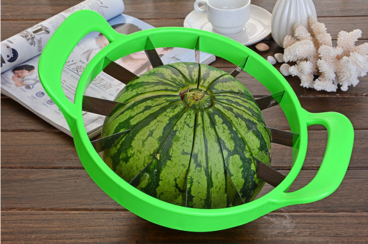 Cortador Multifuncional de Frutas para Melón y Sandía - Image 6