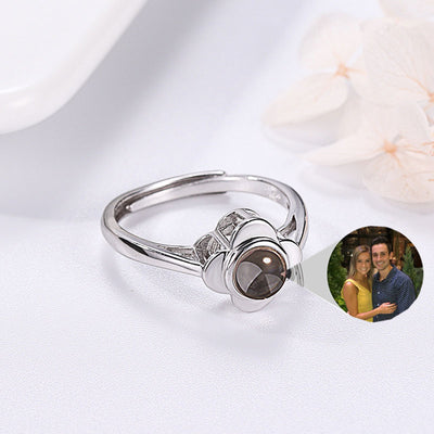 Anillo de Proyección Ajustable para Parejas con Diseño de Flor