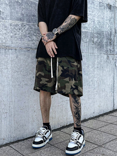 Pantalones Cargo Camuflaje Desgastado con Cordón Ajustable - Image 13