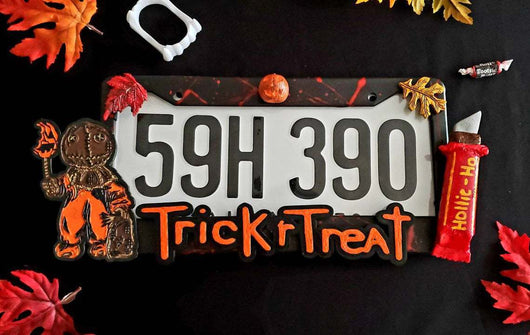 Marco para Placa de Auto Personalizado Myers-Briggs Halloween - Image 6