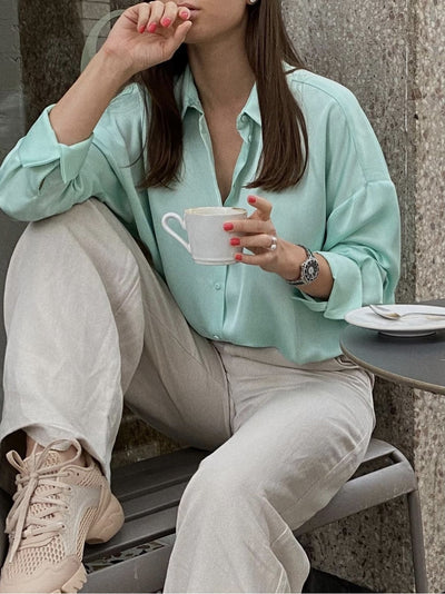 Blusa Suelta de Lino Drapeado, Lujo Francés Minimalista para Mujer - Image 8