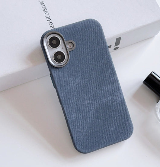 Funda Magnética de Cuero con Franela para Celular - Image 9