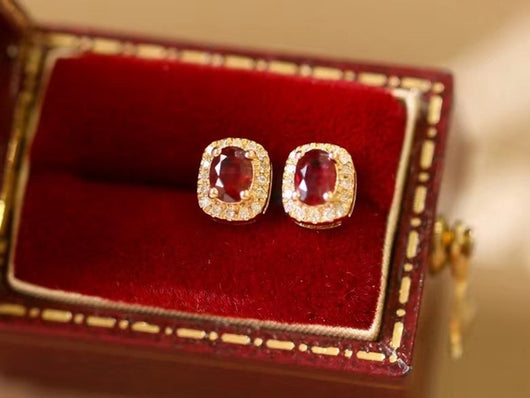 Aretes de Oro Puro con Rubí Natural y Diamantes Rojo Sangre de Paloma - Image 15
