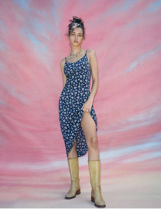 Vestido Largo de Seda con Corte Diagonal y Espalda Descubierta - Image 10