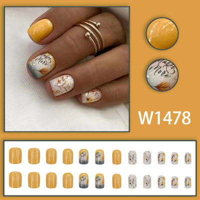 Parches de Uñas Elegantes y Minimalistas de Moda - Image 41
