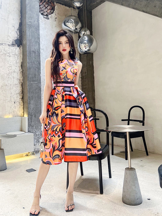 Vestido Estilo Francés con Estampa Elegante y Cintura Ajustada - Image 14
