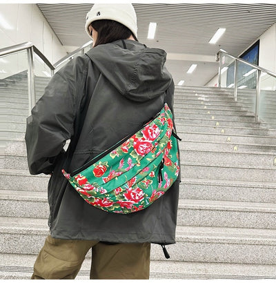 Bolsa Pecho Artística de Moda Contemporánea - Image 17