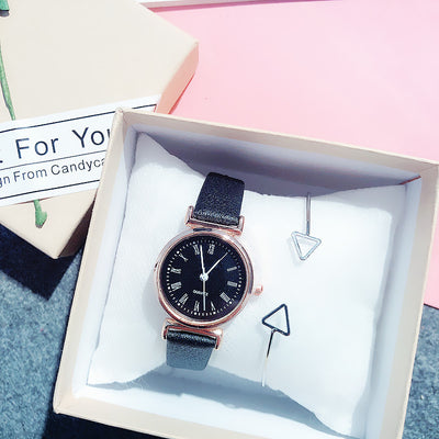 Reloj de cuarzo con esfera pequeña y pulsera triangular - Image 5