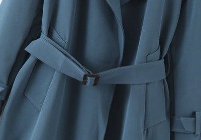 Chaqueta Cortavientos con Cinturón Ajustable - Estilo Versátil - Image 4