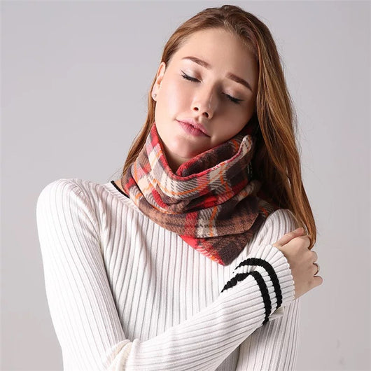 Almohada de Cuello con Bufanda