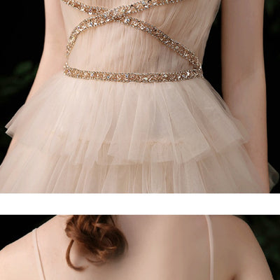 Vestido de Noche Dorado sin Tirantes con Tiradores - Elegancia para Anfitrionas - Image 12