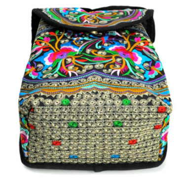 Bolso Bordado para Dama con Hombros Decorados - Image 5