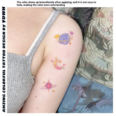 Tatuaje Temporal Mariposa Luna en Tonos Pastel - Adhesivo para Clavícula - Image 4