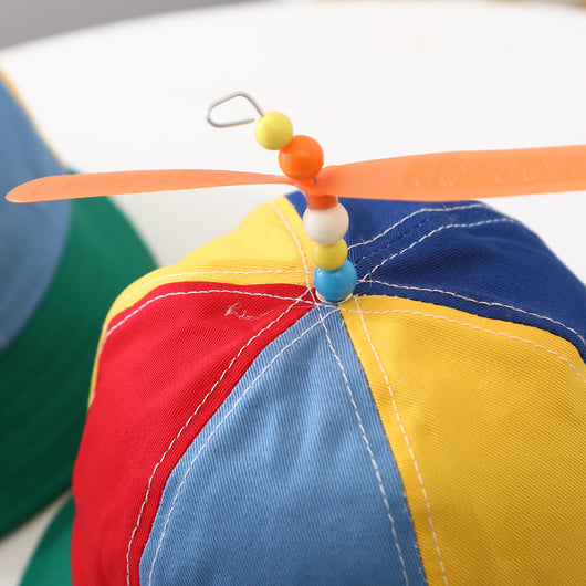Gorro Infantil con Hélice de Bambú Estilo Libélula - Image 4