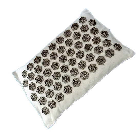 Tapete de Acupresión Loto Algodón y Lino para Yoga y Relajación - Image 10