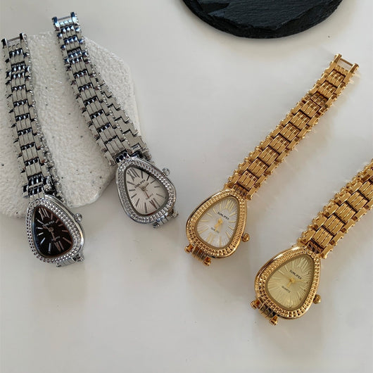 Reloj de Cadena Dorado con Cabeza de Serpiente para Mujer - Image 5