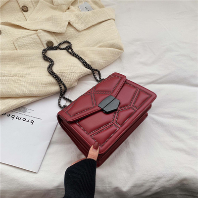 Bolso de Mano Texturizado en Tonos Naturales - Versátil y Elegante - Image 2