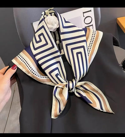 Pañuelo de Seda Cuadrado Rayas Blanco y Negro - Accesorio Versátil para Primavera - Image 31