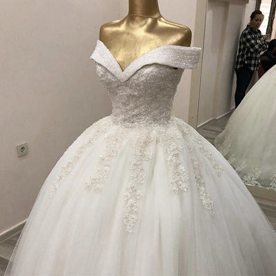 Vestido de Novia Ajustado con Cola y Lazo Anudado - Image 7