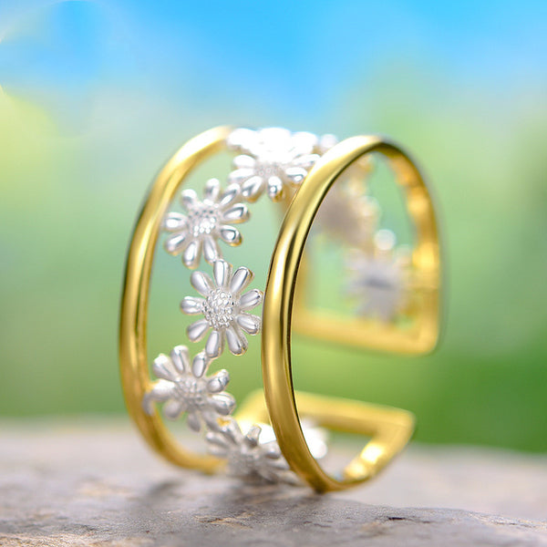 Anillo Ajustable de Plata Esterlina con Margarita Pequeña para Mujer