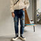 Jeans Slim Fit Hombre con Parches Retro - Estilo Juvenil Recto