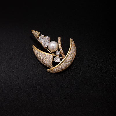 Broche Velero Náutico con Perlas de Concha y Oro Incrustado - Image 7