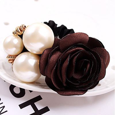 Cinta para el Cabello con Perla, Rosa y Camelia - Accesorio de Moda - Image 9